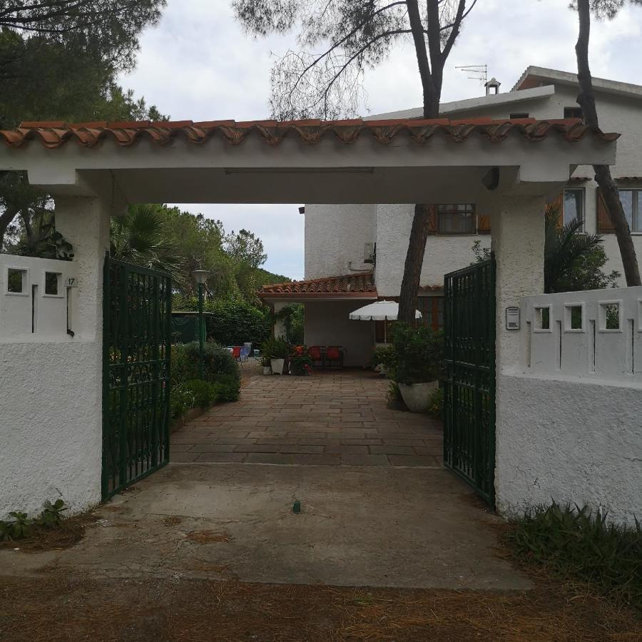 Villa Manuela Pula Bagian luar foto
