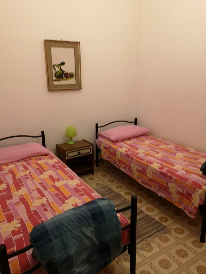 Villa Manuela Pula Bagian luar foto